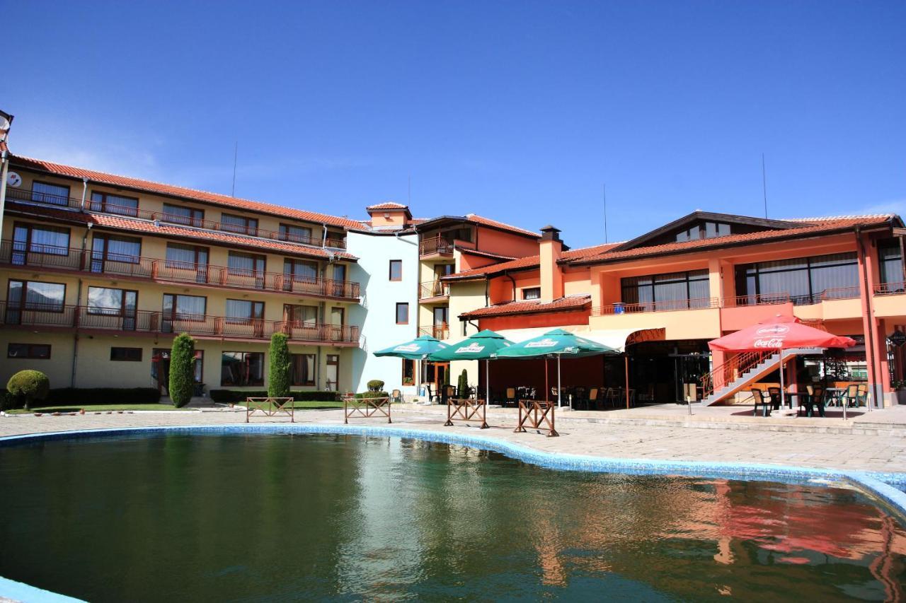 Hotel Grand Samokov Bagian luar foto