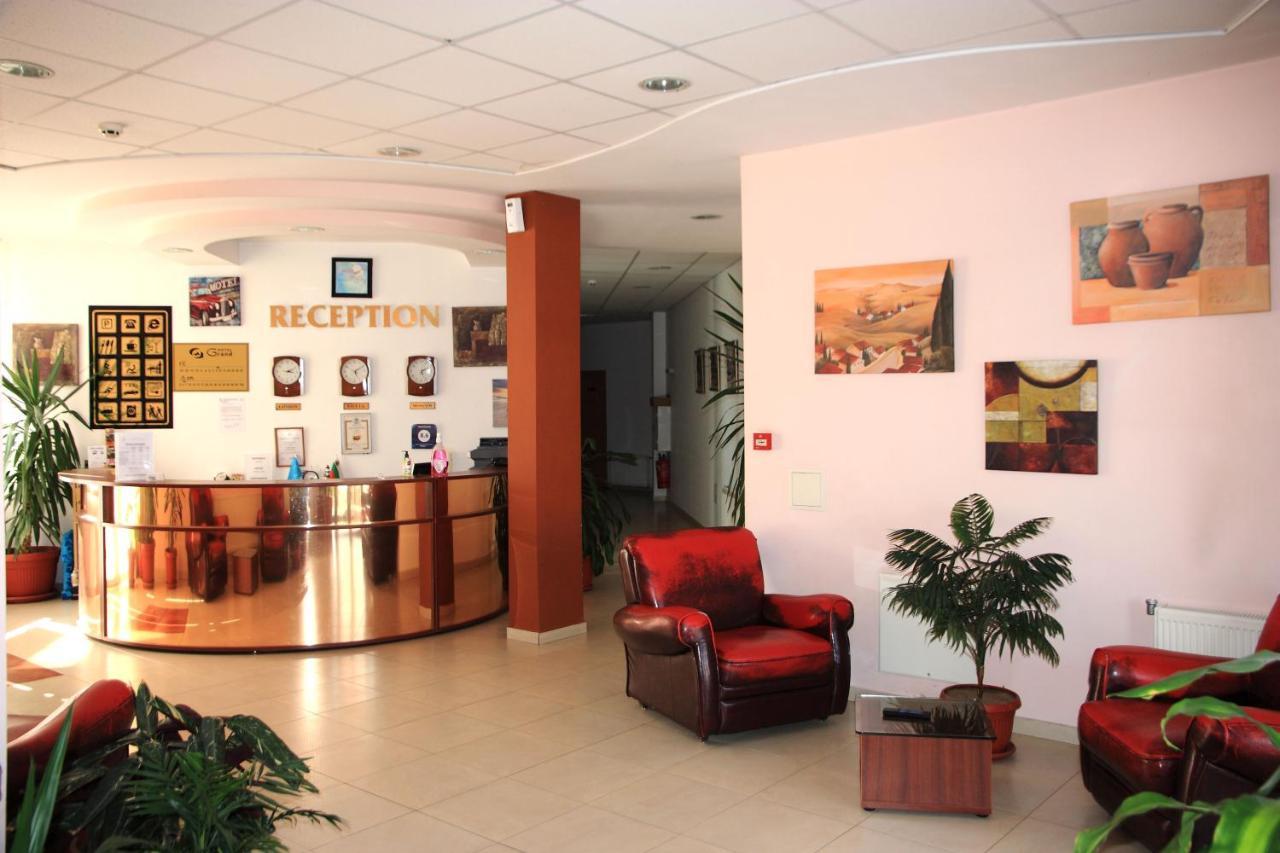 Hotel Grand Samokov Bagian luar foto