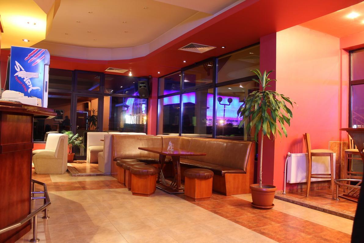 Hotel Grand Samokov Bagian luar foto